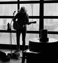 Load image into Gallery viewer, Collingwood Unplugged Series - #4